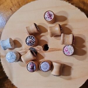 6 pairs of double flare 00g plugs
